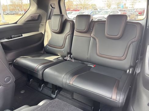 New 2026 Nissan Armada SL w/ Captain's Chari Seat Package image 16