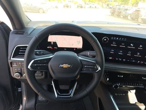 New 2026 Chevrolet Tahoe Premier w/ Sun And Tow Package AWD/4WD image 19