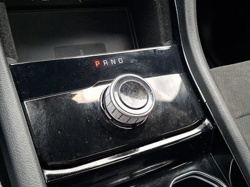 Used 2022 Jeep Grand Cherokee L Laredo AWD/4WD image 18