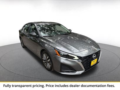 Used 2025 Nissan Altima 2.5 SV