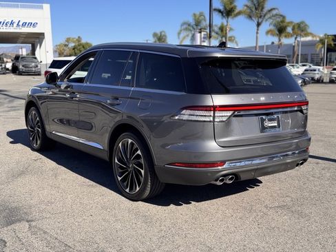 Used 2023 Lincoln Aviator Reserve w/ Equipment Group 201A image 10