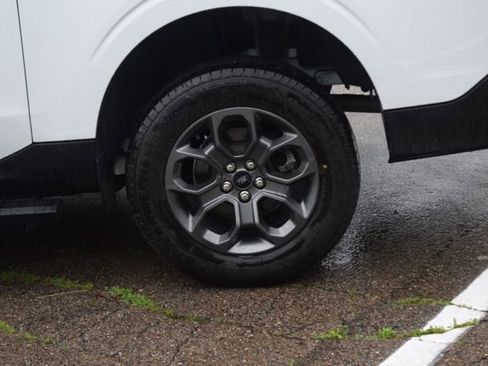 Used 2024 Ford Maverick XLT FWD image 27