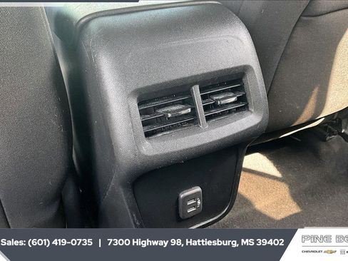 Certified 2020 Chevrolet Equinox LS FWD image 27