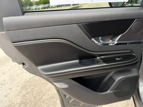 Used 2023 Lincoln Corsair Reserve AWD/4WD image 24