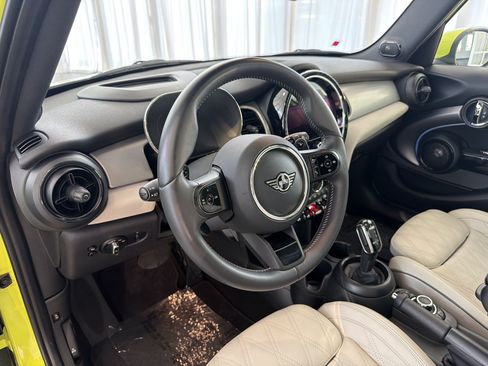Used 2024 MINI Cooper S FWD image 4