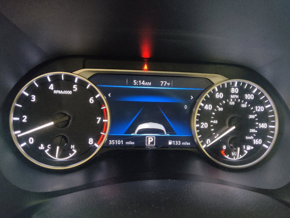Used 2024 Nissan Sentra SV FWD image 23
