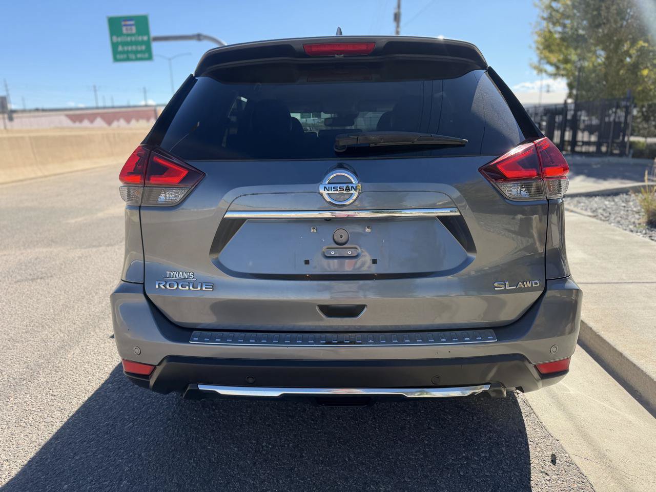 Used 2020 Nissan Rogue SL AWD/4WD image 4