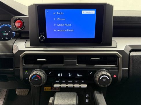 Used 2025 Toyota 4Runner TRD Off-Road image 16