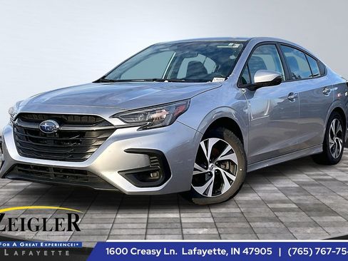 Used 2025 Subaru Legacy Premium image 1