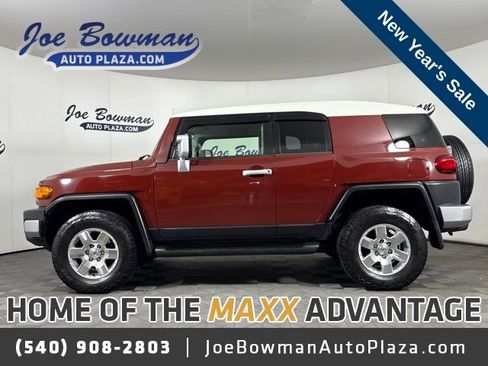 Used 2010 Toyota FJ Cruiser 4WD image 1