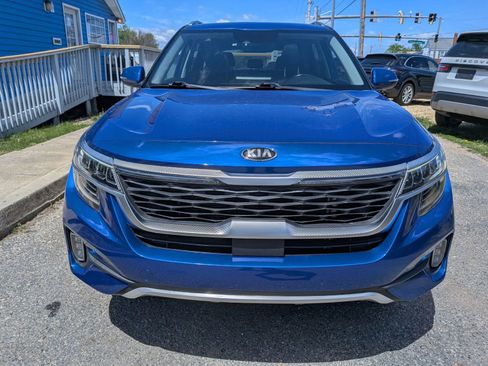 Used 2021 Kia Seltos SX w/ SX Sunroof Package AWD/4WD image 9