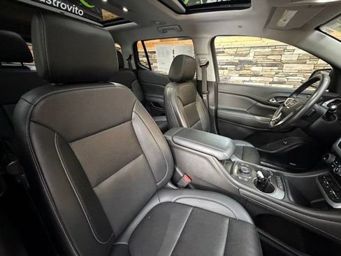 Used 2022 GMC Acadia SLT w/ Elevation Edition AWD/4WD image 18