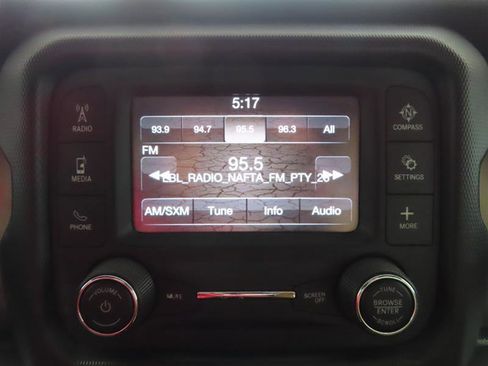 Used 2018 Jeep Wrangler Unlimited Sport image 22