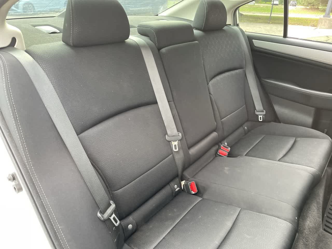 Used 2015 Subaru Legacy 2.5i AWD/4WD image 15