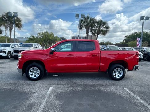 Used 2025 Chevrolet Silverado 1500 LT RWD image 3