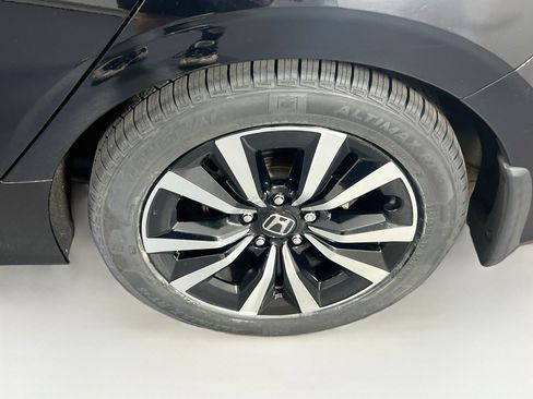 Used 2023 Honda Civic EX-L image 30