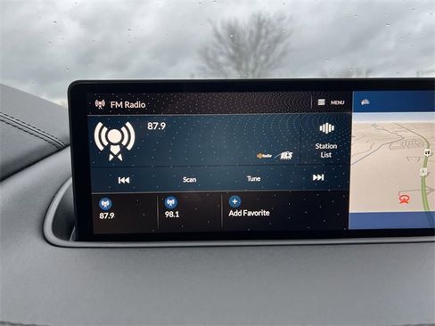 Used 2023 Acura MDX SH-AWD w/ Advance Package image 14