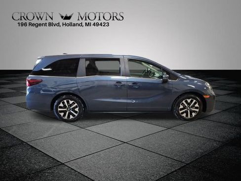 Certified 2025 Honda Odyssey EX-L image 2