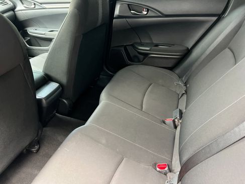 Used 2019 Honda Civic Sport image 5