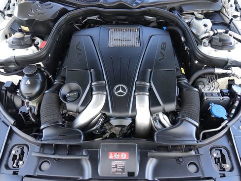 Used 2014 Mercedes-Benz CLS 550 4MATIC image 35