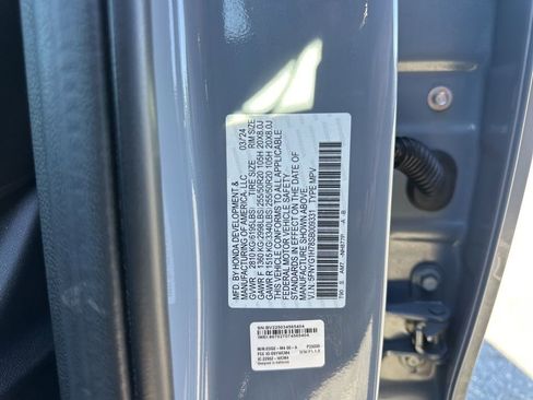 Used 2025 Honda Pilot Touring image 41