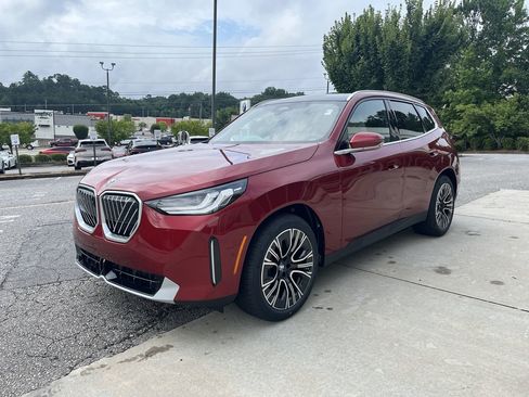 Used 2025 BMW X3 xDrive30i w/ Premium Package image 4