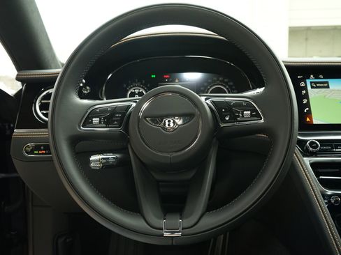 Used 2026 Bentley Flying Spur Azure image 12