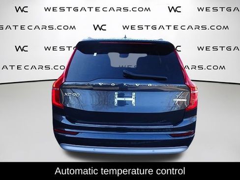 Used 2022 Volvo XC90 T6 Momentum w/ Climate Package image 5