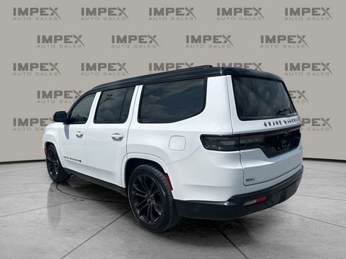 Used 2024 Jeep Grand Wagoneer Series II w/ Quick Order Packagew 28T image 3