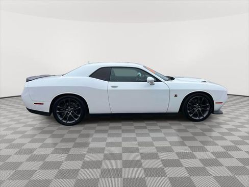 Used 2021 Dodge Challenger R/T Scat Pack image 3