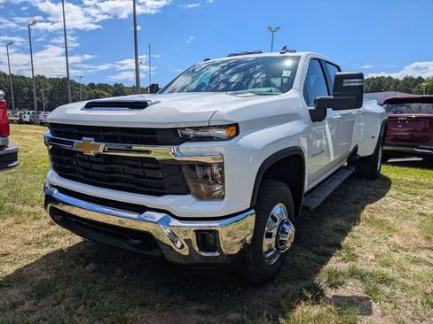 New 2026 Chevrolet Silverado 3500 LT w/ All Star Edition AWD/4WD image 5