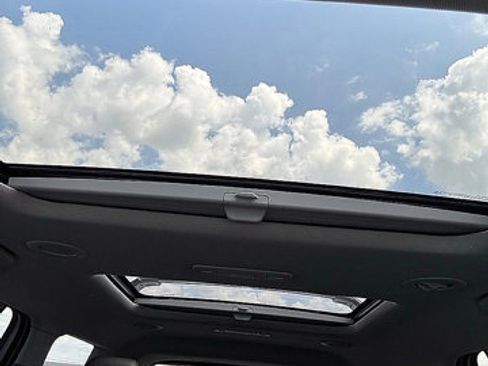 Used 2023 GMC Acadia AT4 w/ Technology Package AWD/4WD image 35