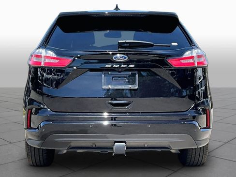 Used 2022 Ford Edge ST-Line w/ Class II Trailer Tow Package AWD/4WD image 8