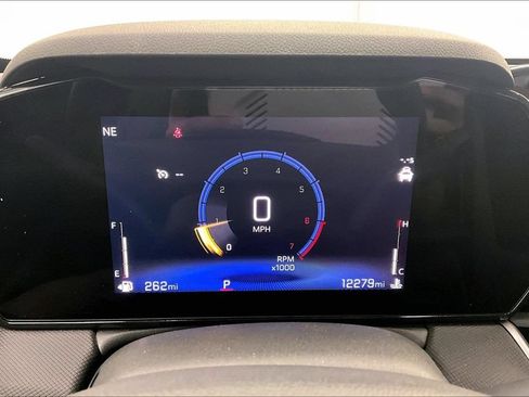 Used 2024 Chevrolet TrailBlazer LS w/ LS Convenience Package FWD image 19