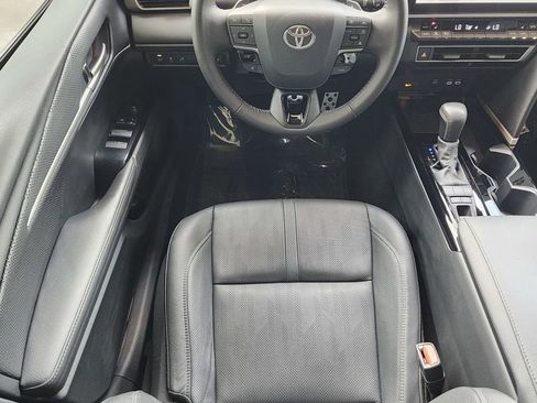 Used 2025 Toyota Camry XSE image 10