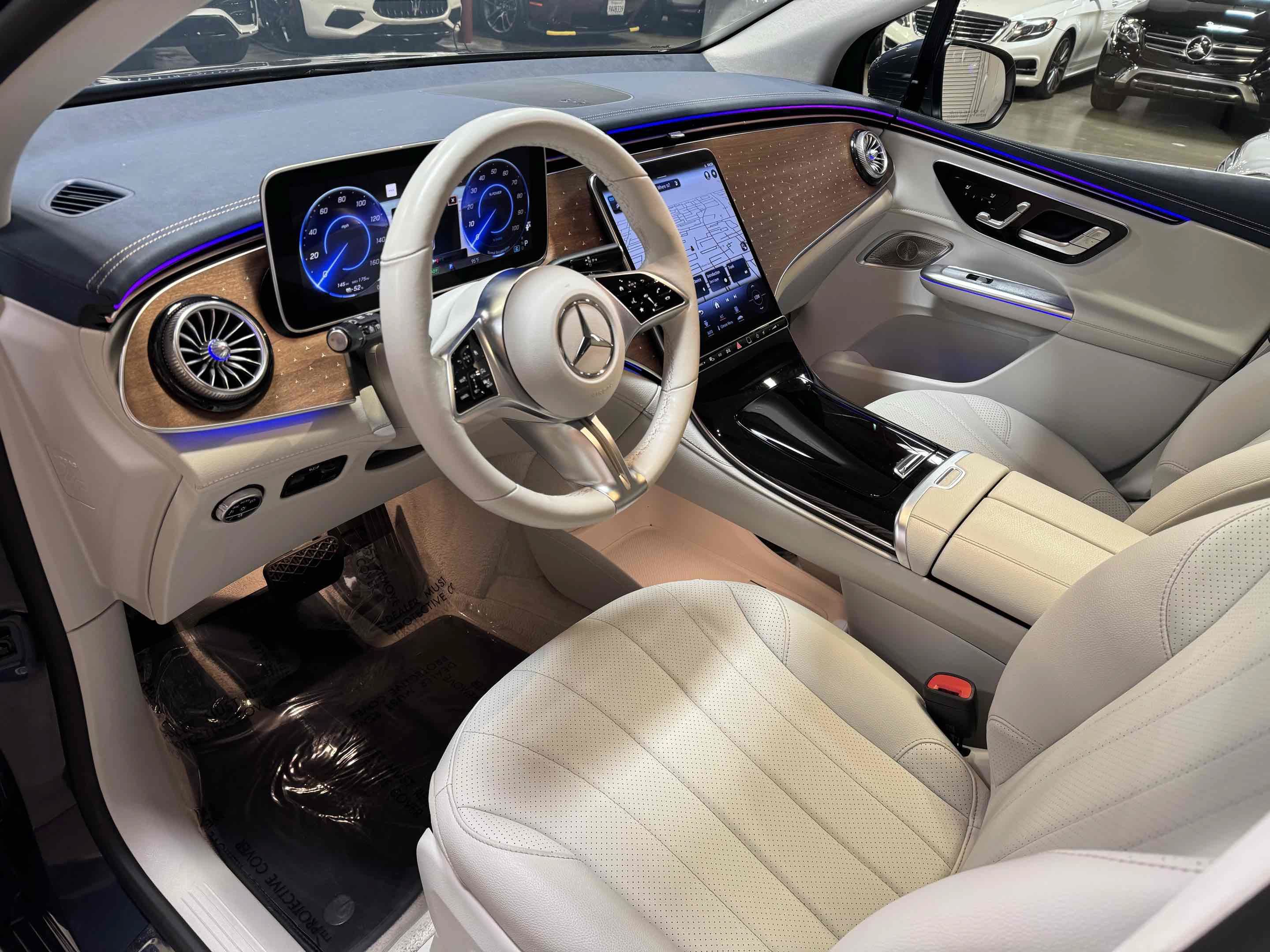 Used 2023 Mercedes-Benz EQE 350+ SUV w/ Exclusive Trim Package image 5