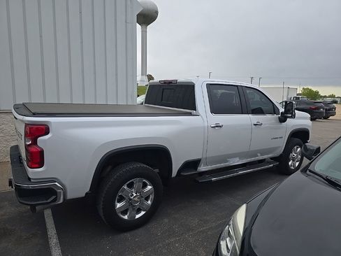 Used 2023 Chevrolet Silverado 2500 LTZ w/ LTZ Premium Package AWD/4WD image 4