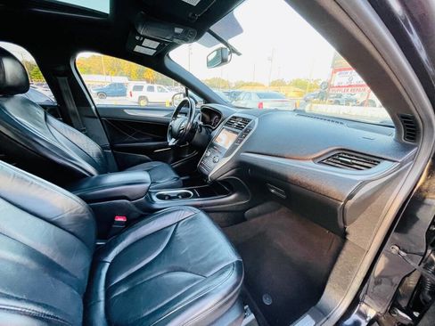 Used 2019 Lincoln MKC Select w/ Select Plus Package image 33