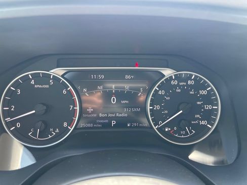 Certified 2022 Nissan Rogue SL w/ SL Premium Package FWD image 6