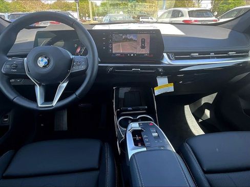 New 2026 BMW X1 xDrive28i w/ Technology Package image 4