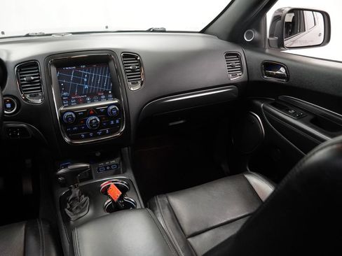 Used 2020 Dodge Durango R/T w/ Blacktop Package AWD/4WD image 17
