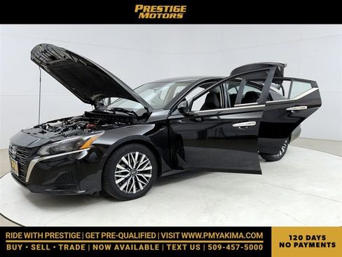 Used 2023 Nissan Altima 2.5 SV image 10
