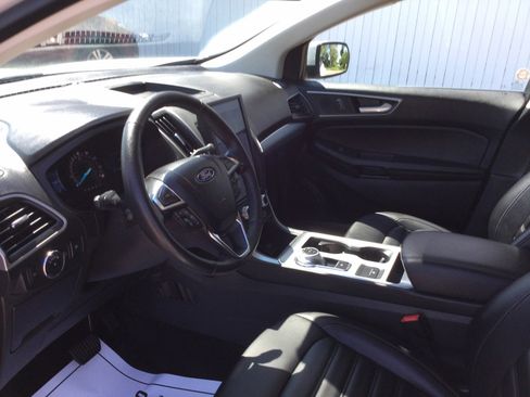 Used 2022 Ford Edge SEL image 7