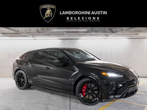 Used 2024 Lamborghini Urus S image 1