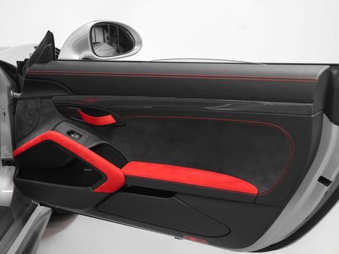 Certified 2018 Porsche 911 GT2 RS RWD image 61