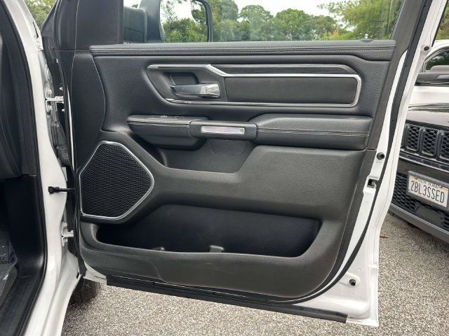 Used 2023 RAM 1500 Laramie AWD/4WD image 23