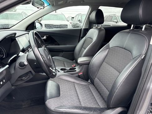Certified 2022 Kia Niro LXS image 17