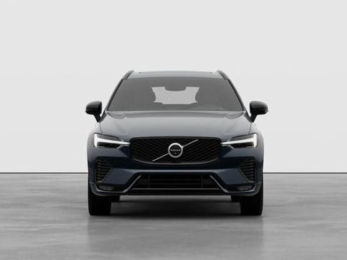 New 2026 Volvo XC60 B5 Plus w/ Climate Package image 5