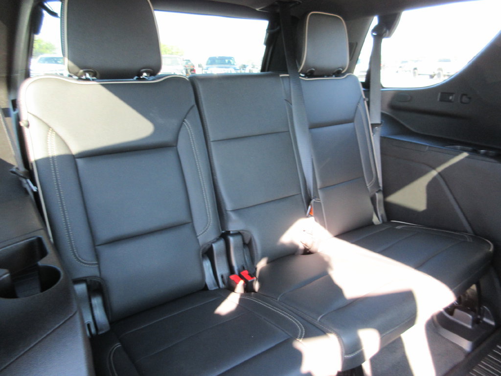 Certified 2021 GMC Yukon SLT w/ SLT Premium Package AWD/4WD image 28