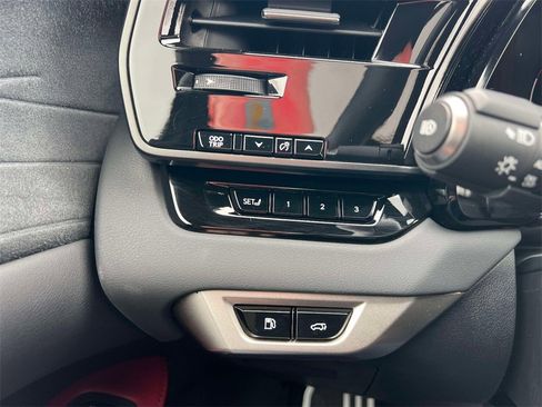 Used 2024 Lexus RX 500h F Sport w/ Convenience Package image 21